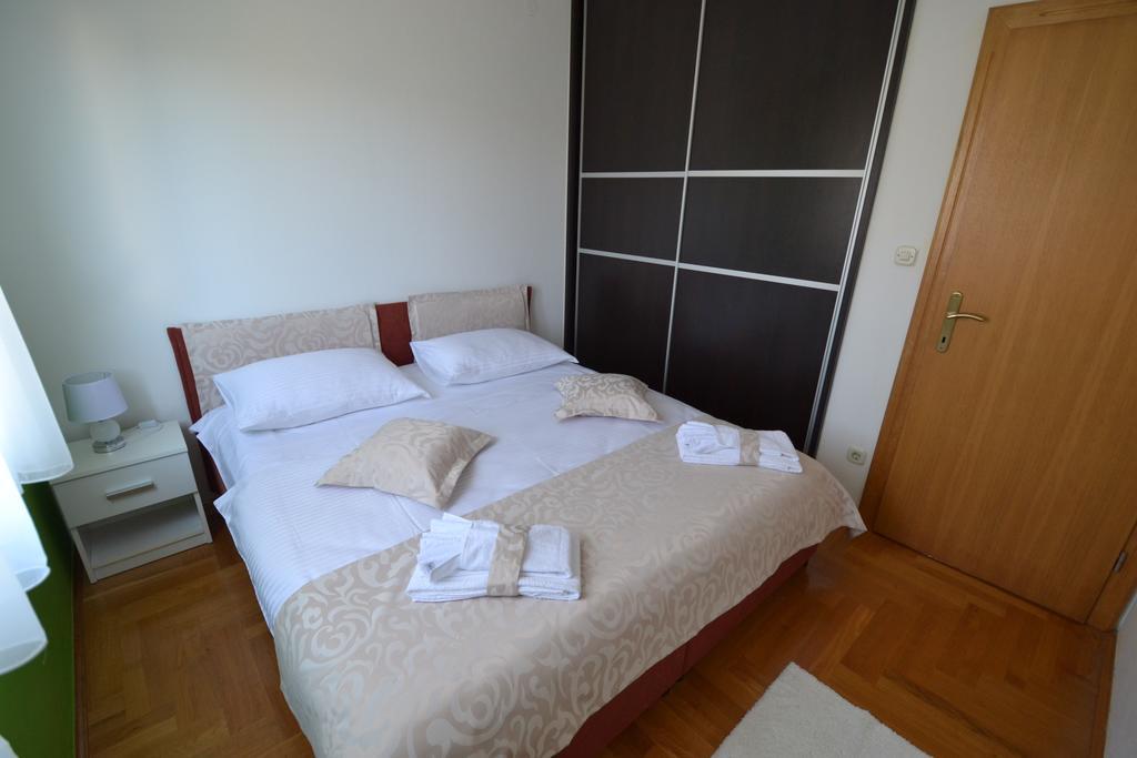 Apartments Magdalena Stobrec Ngoại thất bức ảnh