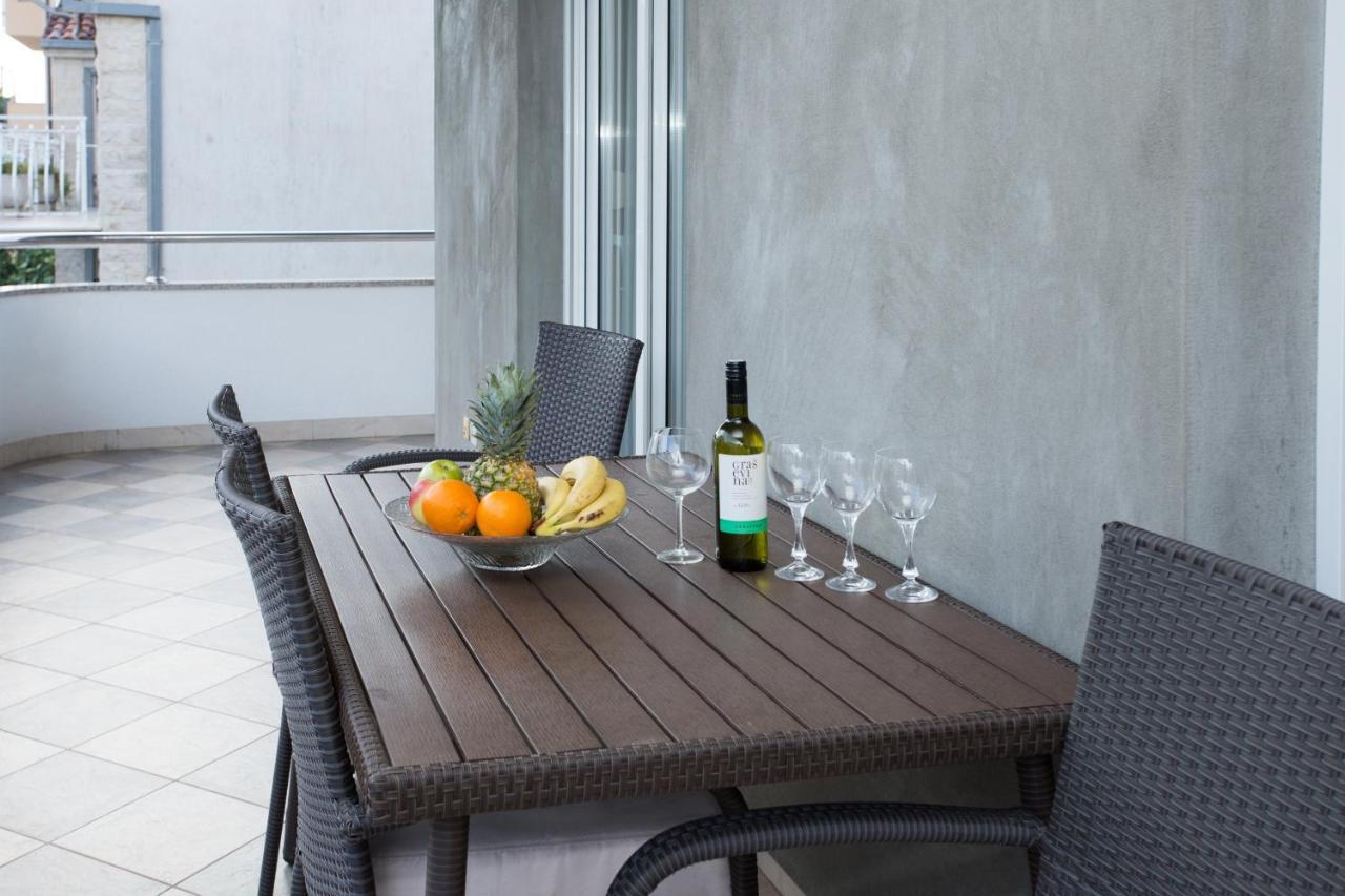Apartments Magdalena Stobrec Ngoại thất bức ảnh